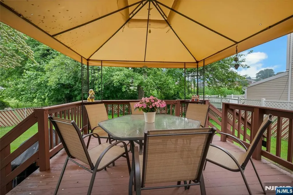 26 Mitchell Street Belleville NJ 07109