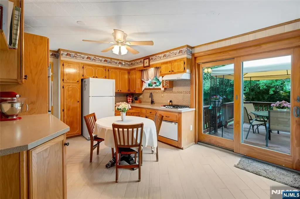 26 Mitchell Street Belleville NJ 07109