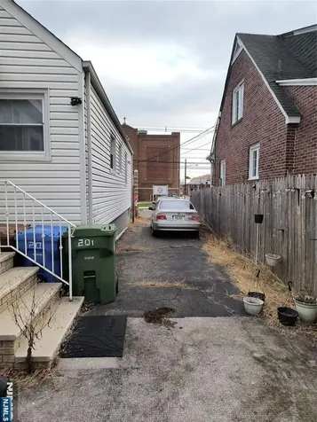 201 Hussa Linden NJ 07036