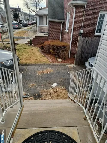 201 Hussa Linden NJ 07036