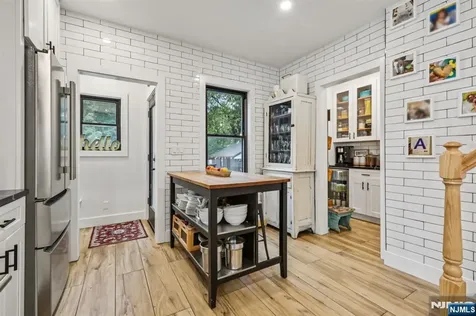 21 Mountainview Avenue Nutley NJ 07110