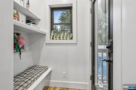 21 Mountainview Avenue Nutley NJ 07110