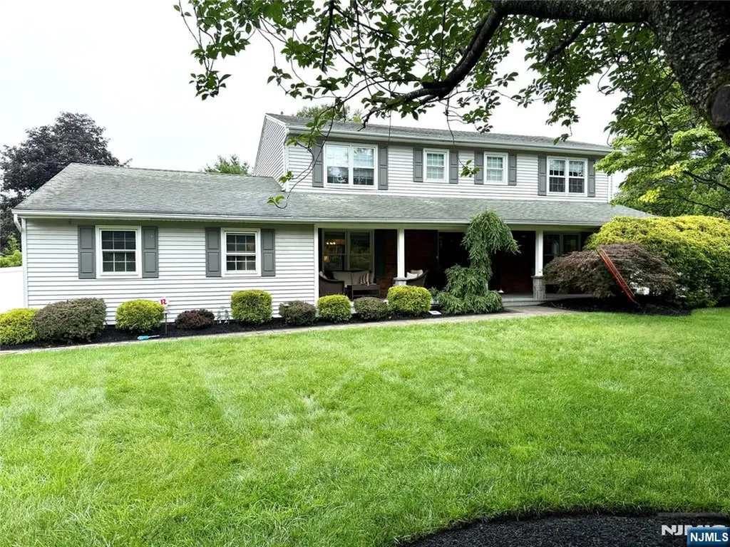 18 Marguerite Lane Montville Township NJ 07082