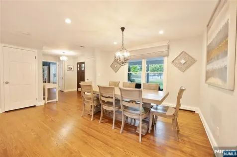 18 Marguerite Lane Montville Township NJ 07082