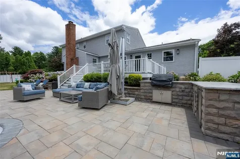 18 Marguerite Lane Montville Township NJ 07082