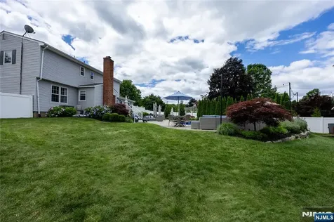 18 Marguerite Lane Montville Township NJ 07082