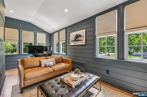 490 Ackerman Avenue Ho-ho-kus NJ 07423