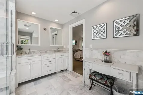 490 Ackerman Avenue Ho-ho-kus NJ 07423