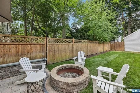 490 Ackerman Avenue Ho-ho-kus NJ 07423