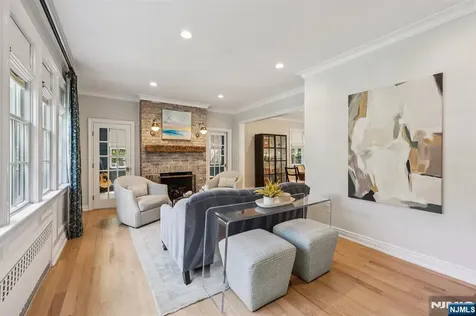 490 Ackerman Avenue Ho-ho-kus NJ 07423