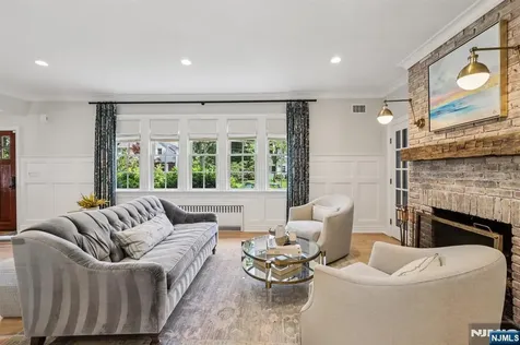 490 Ackerman Avenue Ho-ho-kus NJ 07423