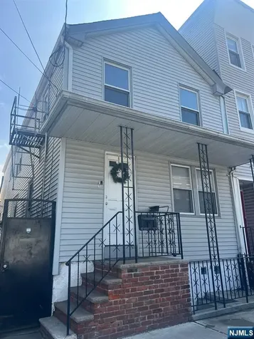 255 Kinney Street Newark NJ 07105