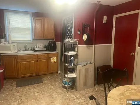 255 Kinney Street Newark NJ 07105