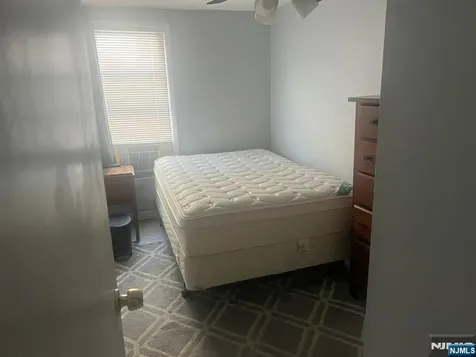 255 Kinney Street Newark NJ 07105
