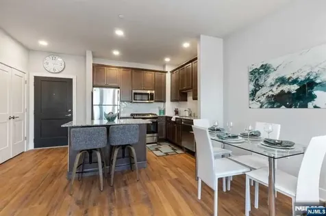 502 Van Bussum Avenue Saddle Brook NJ 07663