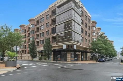 20 Avenue At Port Imperial West New York NJ 07093