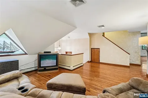 1 Lookout Road Tuxedo Park NY 10987