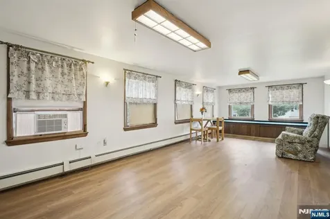 28 Stylon Road Wayne NJ 07470