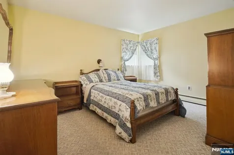 28 Stylon Road Wayne NJ 07470