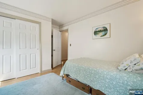 28 Stylon Road Wayne NJ 07470