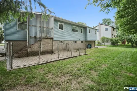 28 Stylon Road Wayne NJ 07470