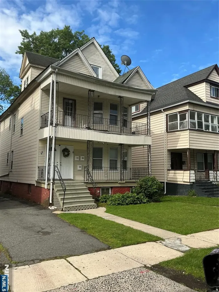 49 Edgar Street East Orange NJ 07018