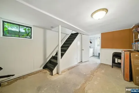 29 Troy Drive Springfield NJ 07081