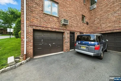 29 Troy Drive Springfield NJ 07081