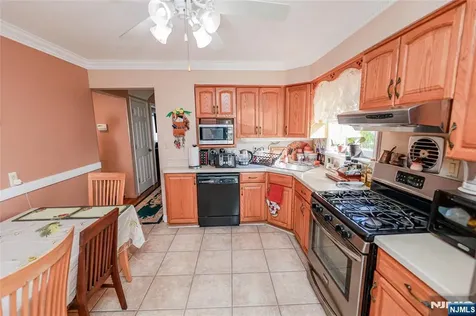 136 Martin Avenue Clifton NJ 07012