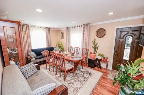 136 Martin Avenue Clifton NJ 07012
