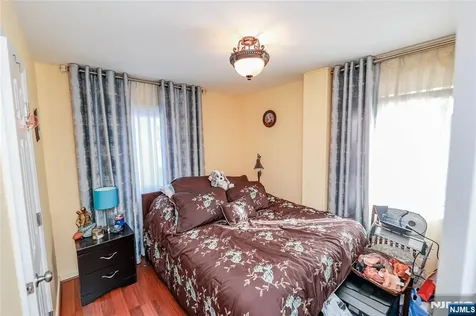 136 Martin Avenue Clifton NJ 07012