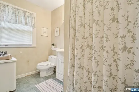122 Westover Avenue West Caldwell NJ 07006