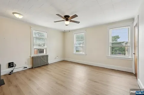 133 Catherine Avenue Saddle Brook NJ 07663