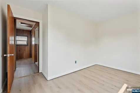 133 Catherine Avenue Saddle Brook NJ 07663