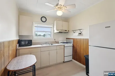 133 Catherine Avenue Saddle Brook NJ 07663