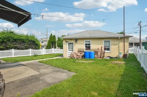 133 Catherine Avenue Saddle Brook NJ 07663