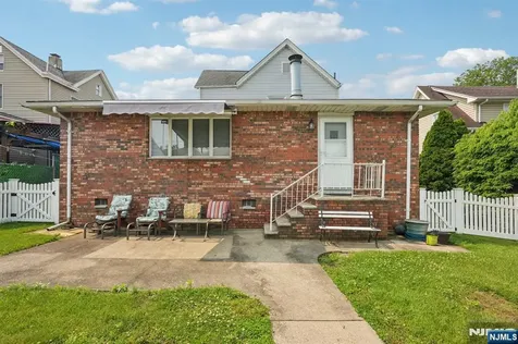 133 Catherine Avenue Saddle Brook NJ 07663