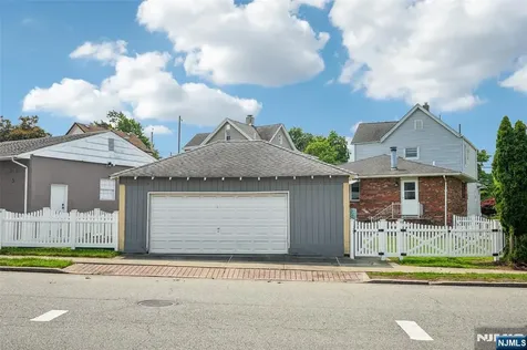 133 Catherine Avenue Saddle Brook NJ 07663