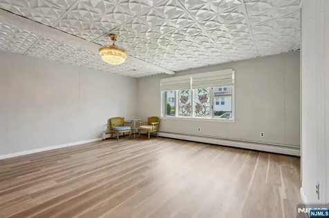 133 Catherine Avenue Saddle Brook NJ 07663