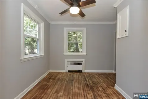 36 Grove Street Waldwick NJ 07463
