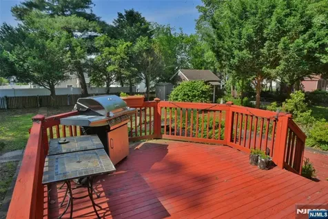 36 Grove Street Waldwick NJ 07463