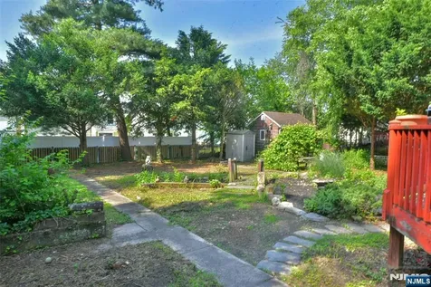 36 Grove Street Waldwick NJ 07463