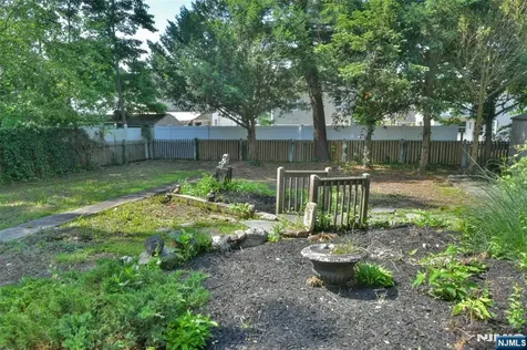 36 Grove Street Waldwick NJ 07463