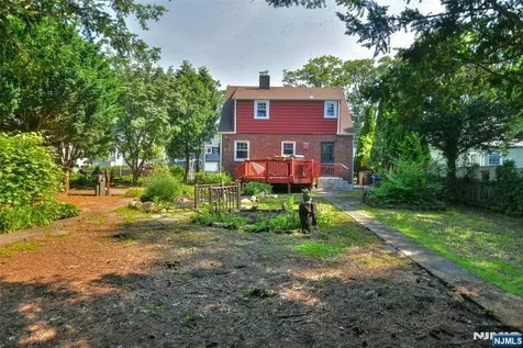 36 Grove Street Waldwick NJ 07463