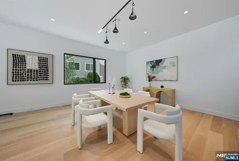 94 Downey Drive Tenafly NJ 07670