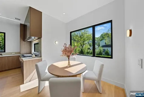 94 Downey Drive Tenafly NJ 07670