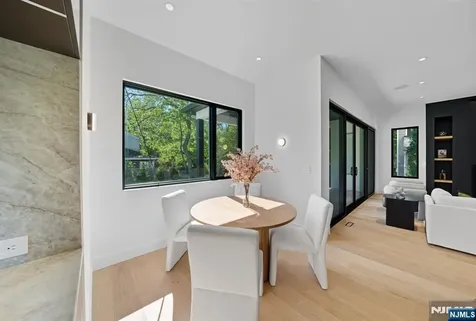 94 Downey Drive Tenafly NJ 07670