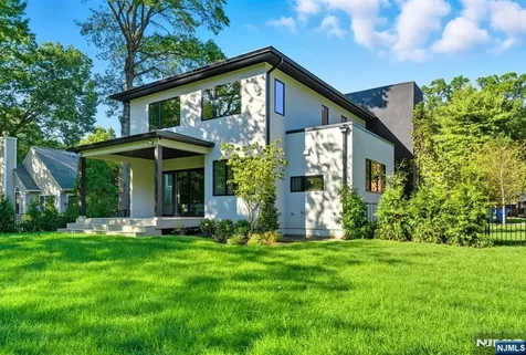 94 Downey Drive Tenafly NJ 07670