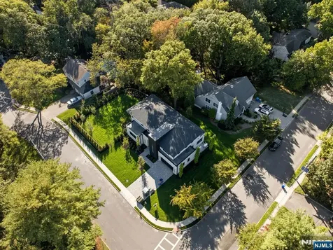94 Downey Drive Tenafly NJ 07670