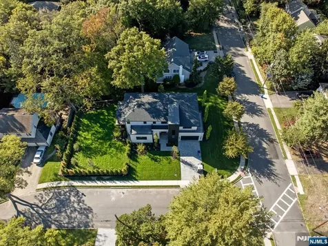 94 Downey Drive Tenafly NJ 07670